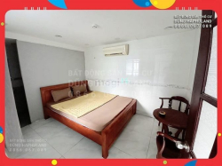 QGV. Bán 2 Khách Sạn 14P, thu nhập 75 triệu/tháng. 84m2, 6T (H+TM).
