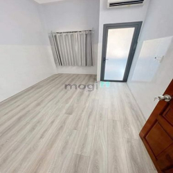 Nhà mới chính chủ ngay Phan Đình Phùng,60m2, giá 2tỷ650,sổ hồng riêng.