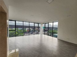 Cho thuê nhà mặt phố MINH KHAI, DT 55m2x5 tầng, MT 7.7m, Giá 55tr