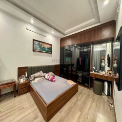 Bán nhà Kim Ngưu 37m² x 5 tầng mt 4m 8,4 tỷ