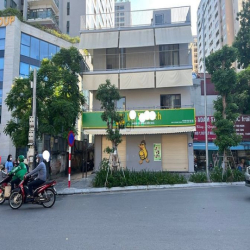 Cho Thuê Mặt tiền rộng 9m phố Nguyên Hồng - Cafe ăn uống cực sầm uất