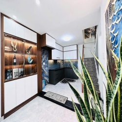 Sát hẻm xe hơi HUỲNH VĂN BÁNH 36M2, nở hậu, 4 tầng - 4PN, nhỉnh 7 tỷ