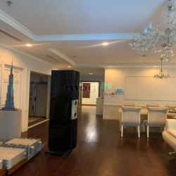 Chính chủ gửi bán 3 CH Vincom Đồng Khởi, 193m2, có 4PN, giá chỉ 35 tỷ