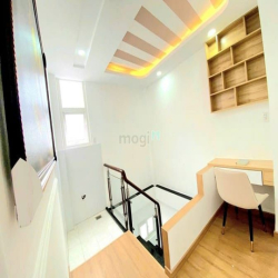 Nhà Đẹp Quận Phú Nhuận, 36m2(3x12) - 3PN 4WC, 4 Lầu, Sổ Đẹp, Giá Mềm.