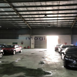 Kho xưởng 1706m2 cho thuê vị trí đẹp mặt tiền QL22, Trung Mỹ Tây, Q.12