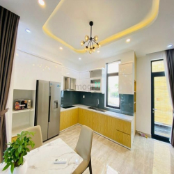 Song Lập Lucasta Villa Khang Điền - Full Nội Thất - Đường 20m Rộng