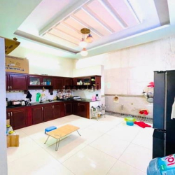 Bán nhà rẻ đẹp đúc 3 lầu sau mặt tiền (4,5x13) 477/4/6 PHẠM VĂN CHIÊU