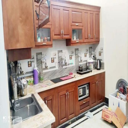 Nhà phố Trạm-Long Biên, 40m2, 7T, MT 4m, ngõ thông ô tô, chỉ 8.4 tỷ.