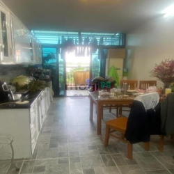 Bán nhà đối diện công viên nước, Trịnh Công Sơn, Tây Hồ, 80m, 19,5 tỷ