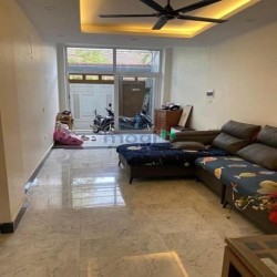 Bán nhà đối diện công viên nước, Trịnh Công Sơn, Tây Hồ, 80m, 19,5 tỷ