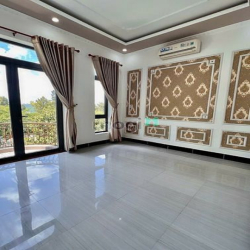 Nhà 2 lầu vị trí đẹp mặt tiền Đặng Văn Dày Khu Stella Mega City