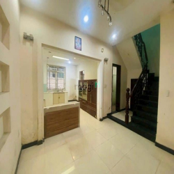 Biệt thự Nguyễn Hữu Dật DT 7x24m vuông vức, 2 tấm đúc