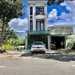 Nhà 2 lầu vị trí đẹp mặt tiền Đặng Văn Dày Khu Stella Mega City