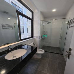 10 triệu cho 1 tầng nhà phố Vinhomes Quận 9  126m2