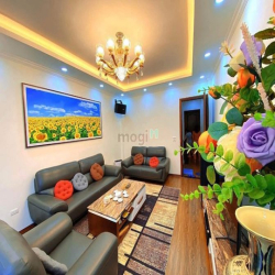 Bán nhà 6 tầng 42m x 4.6mt, 6.9 tỷ phố Xuân La, Tây Hồ, ô tô đỗ cửa