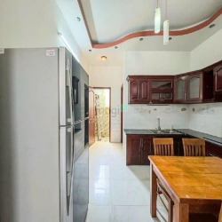 Bán nhà đẹp Quận 7, gần Coop Mart, Phú Mỹ Hưng, Giá tốt chỉ 4, xtỷ!