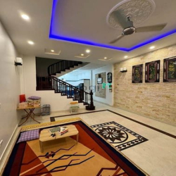 Bán nhà đẹp Lê Văn Lương, 60m2, 4 tầng, 10m ra ô tô tránh, 12 tỷ