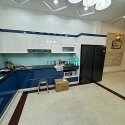 Bán nhà đẹp Lê Văn Lương, 60m2, 4 tầng, 10m ra ô tô tránh, 12 tỷ
