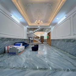 Nhà đẹp 4 Tầng, 65m2, Tỉnh Lộ 10 Giáp Tên lửa.