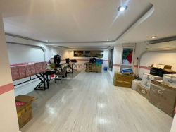 (47TR) Góc 2 MT 4 tầng có thang máy đường Lê Văn Sỹ, Quận 3