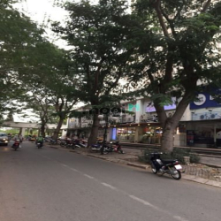 Giá tốt đầu tư shophouse căn góc 173m2 khu Sky Garden, Phú Mỹ Hưng