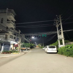Khách sạn 1 trệt 3 lầu 168m2 có doanh thu ổn định kdc Bửu Long giá 13T