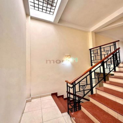 Mặt tiền hiếm 13m, 4 tầng, Trường Sa, Phan Xích Long, Phú Nhuận, 26 tỷ