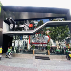 Gấp Nóng Cho thuê Showroom lớn MT Sư Vạn Hạnh, DT 1096m2