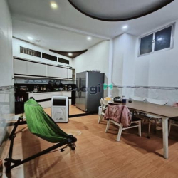 Bán Nhà C4 Mới HXH Ngay Chợ Thủ Đức Trường Thọ Giá 4 Tỷ 600