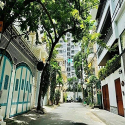 Bán toà nhà K.Sạn 6 tầng 16 Phòng đg Yên Thế 7m x 17m , HXT chỉ 22 tỷ