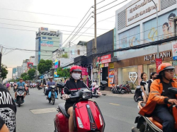 Rẻ 80tr! Cho thuê MT Đ. CMT8 Q3 - ngang LỚN 10 x 16m - 2 Tầng.