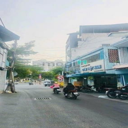 Bán nhà mặt tiền rẻ rộng (11x18) 172 Lê Lợi P3 Gò Vấp (ngay Bv175)
