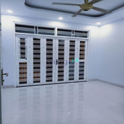 Nhà Đẹp 3 Tầng 40m2, HXH, Phan Xích Long P3 PN, 2PN 2WC, chỉ 5.x tỷ TL
