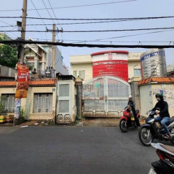 BDS HVL Kho 25x60m trần cao 10m Phạm Văn Đồng chỉ 125 triệu 08/06/2023