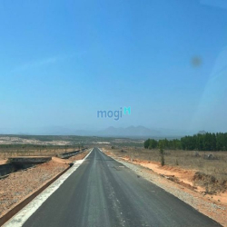 Đất có 140m mặt tiền đường nhựa xã Hòa Thắng khu du lịch Bàu Trắng
