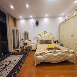 Bán NHÀ Mặt Ngõ Ô TÔ TẠI Nghĩa Đô CG, LÔ GÓC,  57M2, MT 5.5m, 12.9 TỶ