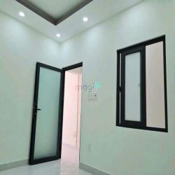 Chủ cần tiền bán gấp nhà đ.Thích quảng đức ,P5,phú nhuận,Dt:120m2 ,SHR