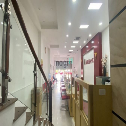 Cho thuê nhà mặt phố Trung Hoà - Cầu Giấy