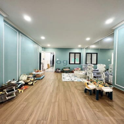 Phú Nhuận, Nhà đẹp 6 tầng, thang máy, tặng full NT cao cấp hơn 3 tỷ,..