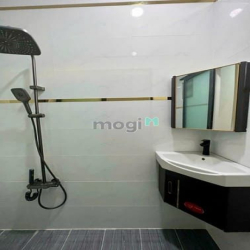 BÁN GẤP….Nhà hẻm Phạm Văn Chí ( P3 - Q6)