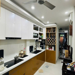 Bán nhà giá rẻ hẻm xe hơi Quận Bình Thạnh 3 tầng mới xây DTSD 120m2