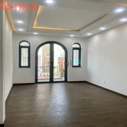 SIÊU ĐẸP 4 TẦNG - Sân thượng thoáng mát- giá 11ty8 thương lượng