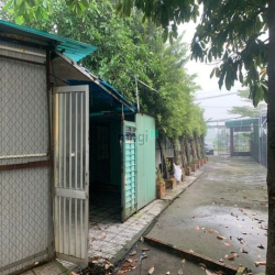 Mặt bằng thạnh xuân 25 10x40m kinh doanh buôn bán  đủ thứ.  Giá  15tr