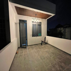 Nhà 5 tầng gần MT Quang Trung, P10, 101m2, 12.8 tỷ TL