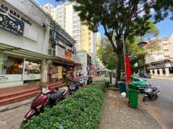 Vị trí mặt tiền đẹp giá đầu tư căn shop khu Sky Garden, Phú Mỹ Hưng