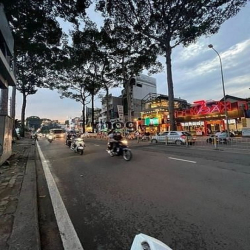 Cho thuê nhà đường Nguyễn Thị Minh Khai, Phường 2, Quận 3  12mx40m
