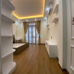 Bán LK KĐT Xa La 5 tầng 80m2 vị trí kinh doanh sầm uất giá chỉ 11.2 tỷ