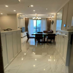 Căn hộ cao cấp Midtown 3PN căn góc view sông cực đẹp với nội thất sang