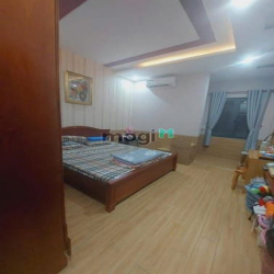 Bán nhà 3 tầng hẻm xe tải đường số 1 Linh Trung 100m2 Giá 7 Tỷ 500