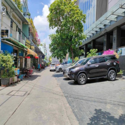 Aeon Bình Tân 405m2 (20m x20m) HXH 4 tầng chỉ 15.5 tỷ thương lượng